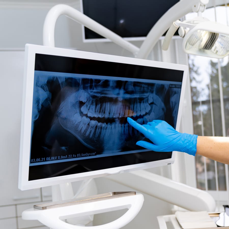 Technologie dentaire, Dentiste à Westmount